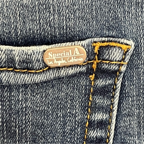 Women’s Juniors Special A Distressed Raw Hem Denim Jean Shorts Size 5 - Picture 10 of 13